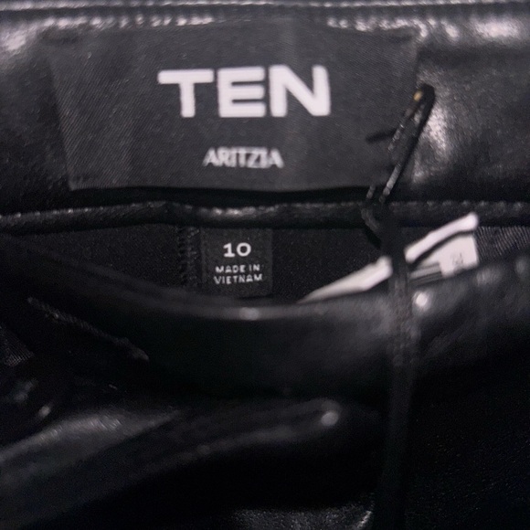 Aritzia Black Felix Pant - Picture 4 of 6